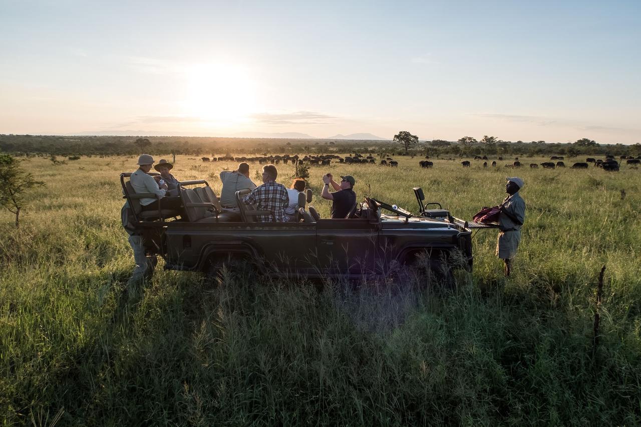 Вилла Pungwe Safari Camp Заповедник Маньелети Экстерьер фото