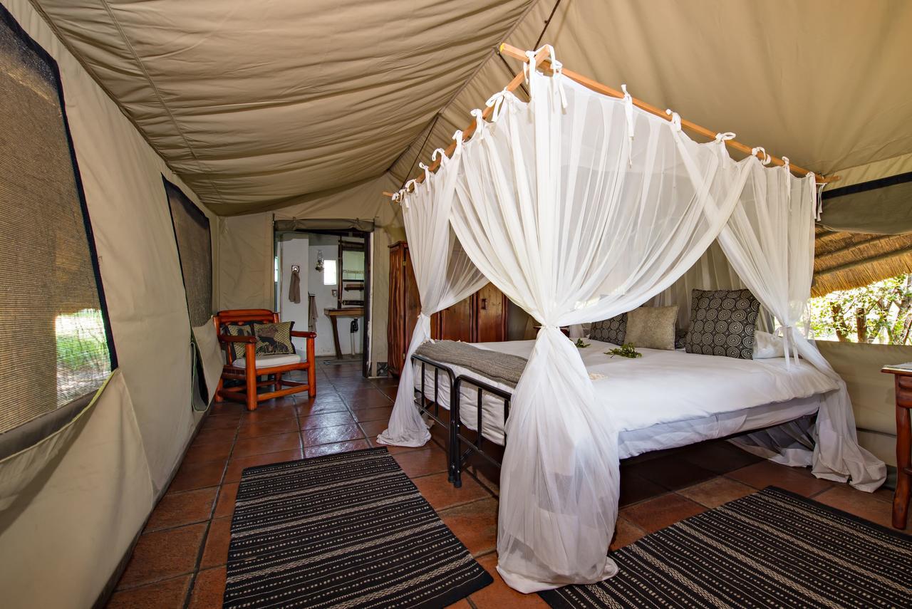 Вилла Pungwe Safari Camp Заповедник Маньелети Экстерьер фото